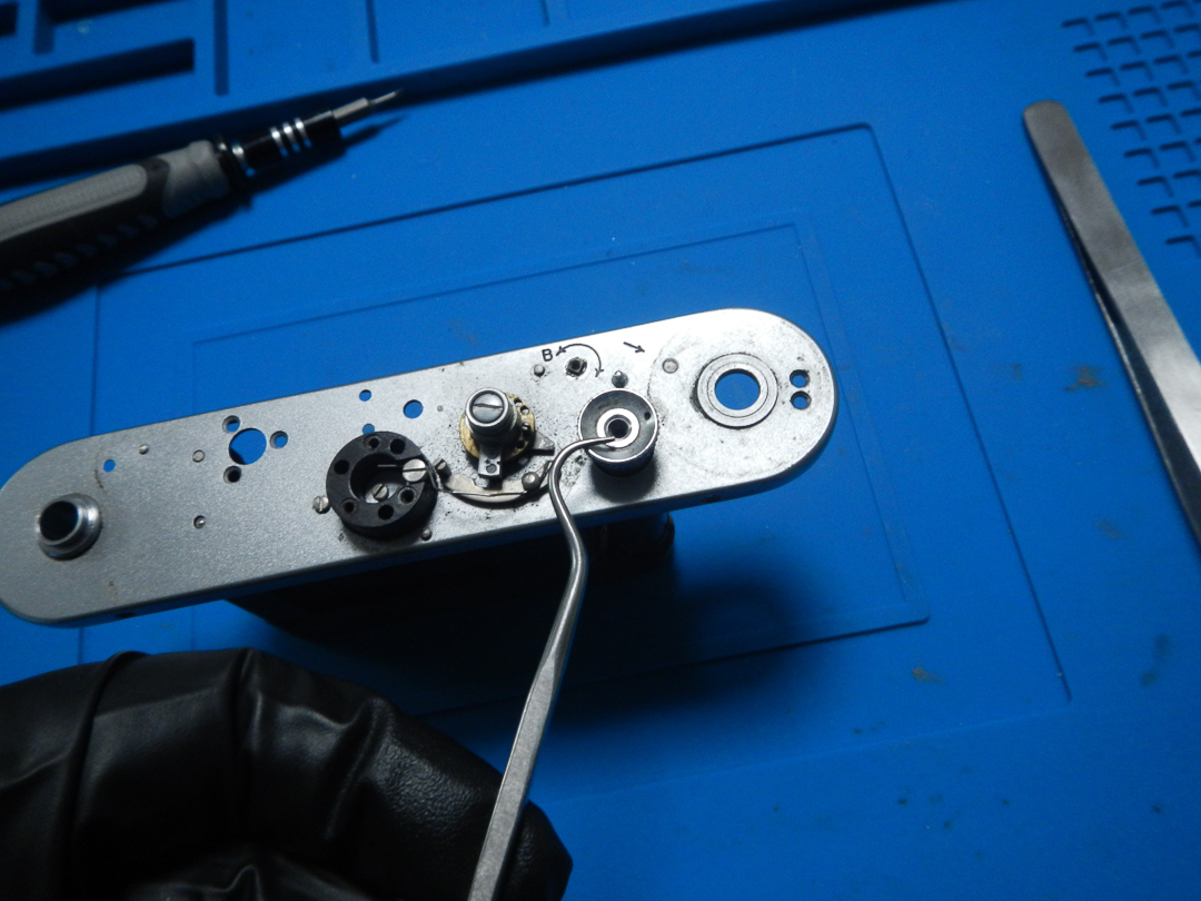 Top plate underside with the shutter button out